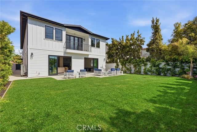 1612 Gates Avenue, Manhattan Beach CA: https://media.crmls.org/medias/d0179b27-13a4-4bba-93ee-b5984370f009.jpg