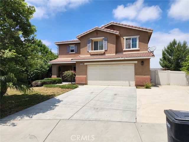 Detail Gallery Image 1 of 13 For 4584 Almaterra Dr, Perris,  CA 92571 - 4 Beds | 2/1 Baths