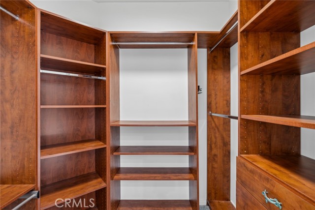 Detail Gallery Image 10 of 26 For 1425 N Detroit #404,  Los Angeles,  CA 90046 - 3 Beds | 2 Baths