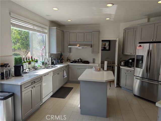 Kitchen *adjacent to family room*
