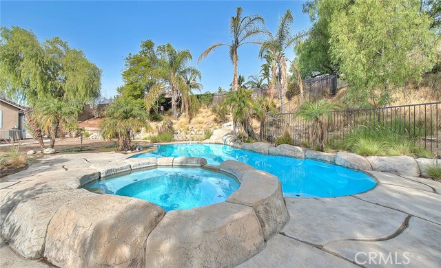 Detail Gallery Image 54 of 60 For 745 via Blairo, Corona,  CA 92879 - 4 Beds | 2/1 Baths