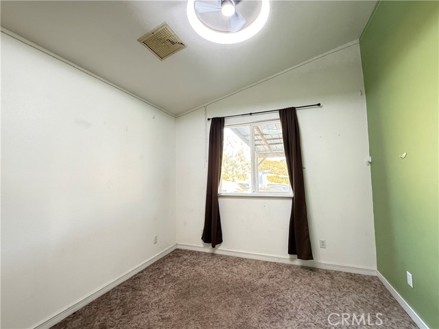 4943 Yaqui Gulch Road, Mariposa CA: https://media.crmls.org/medias/d0199090-ae2c-4a11-9644-4cc89e22473b.jpg