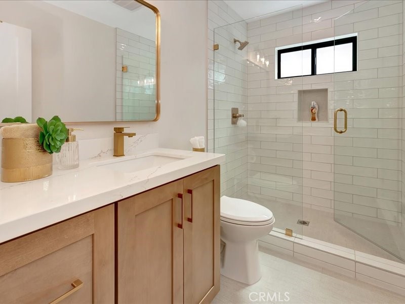 MLS #OC25223093 image #28