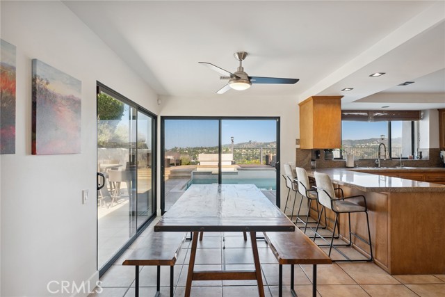 Detail Gallery Image 23 of 67 For 4372 Park Vicente, Calabasas,  CA 91302 - 4 Beds | 4/1 Baths