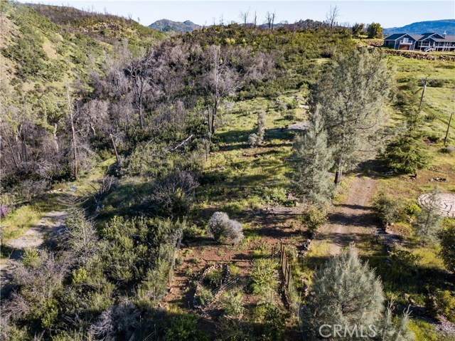 21541 Yankee Valley Road, Hidden Valley Lake CA: https://media.crmls.org/medias/d01a705c-8805-4c79-ba7e-041c68964c62.jpg