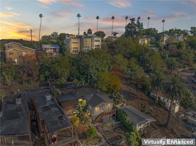 Detail Gallery Image 11 of 37 For 3320 Reynolds, Montecito Heights,  CA 90032 - 3 Beds | 2 Baths