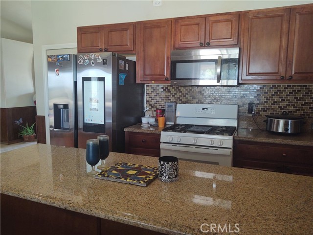 9373 Nevada Road, Phelan CA: https://media.crmls.org/medias/d01cb18b-c7d9-48b1-9fb8-655e2d646a5c.jpg