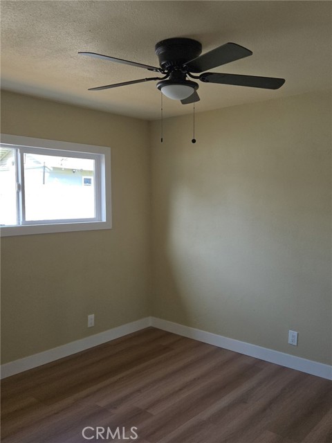 Detail Gallery Image 3 of 4 For 940 N Sierra Way, San Bernardino,  CA 92410 - – Beds | – Baths