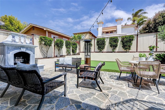 Detail Gallery Image 35 of 40 For 669 25th St, Manhattan Beach,  CA 90266 - 4 Beds | 4 Baths