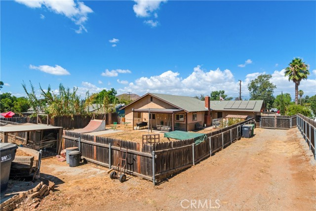 Detail Gallery Image 24 of 32 For 1150 4th St, Norco,  CA 92860 - 4 Beds | 2 Baths