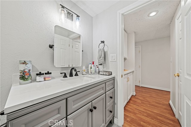 Detail Gallery Image 56 of 61 For 19439 Oak Crossing Rd, Newhall,  CA 91321 - 2 Beds | 2 Baths