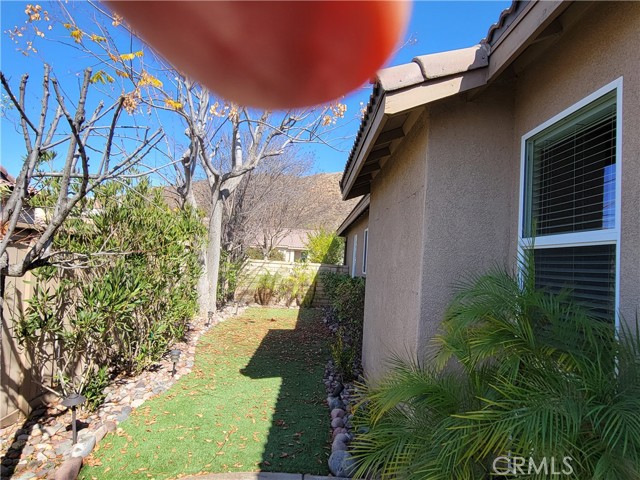 27869 Panorama Hills Drive, Menifee CA: https://media.crmls.org/medias/d01dfd4b-b4e4-473f-9189-90579adf85f2.jpg