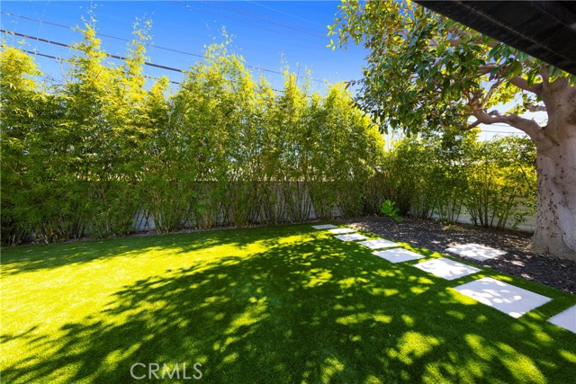 Image 33 of 48 For 19622 Canberra Ln