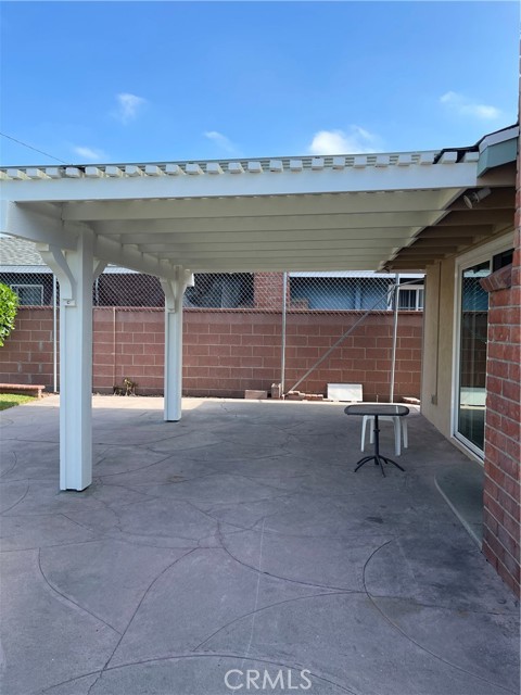 6221 San Rafael Drive, Buena Park CA: https://media.crmls.org/medias/d020079a-dca2-4d22-88cd-ecb620cb287d.jpg