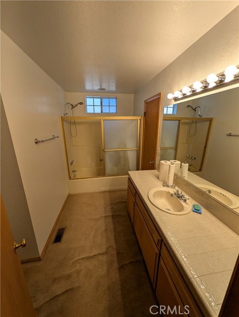 31487 Old City Creek, Running Springs, CA 92382