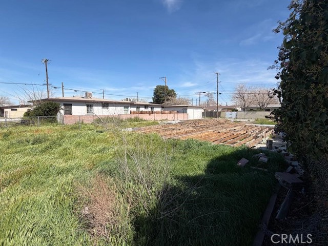 Detail Gallery Image 2 of 6 For 45356 10th St, Lancaster,  CA 93534 - – Beds | – Baths