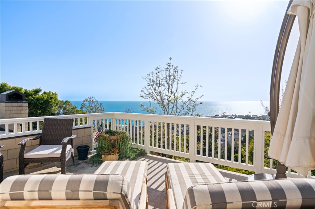 420 Ashton Drive, Laguna Beach, CA 92651