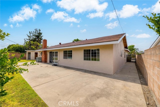 17415 Minnehaha Street, Granada Hills CA: https://media.crmls.org/medias/d0230e3d-9c41-453f-91a5-3ea3262fda9a.jpg