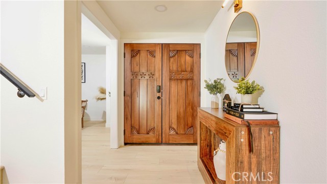 Detail Gallery Image 5 of 69 For 17698 Locust St, Fountain Valley,  CA 92708 - 7 Beds | 6 Baths