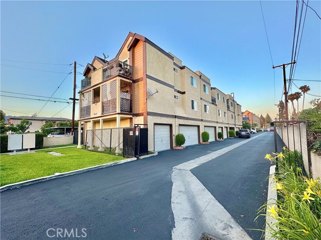 Front Image Thumbnail for CRTR26096273