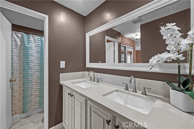 23957 Arroyo Park Drive, Valencia CA: https://media.crmls.org/medias/d0234474-0f6d-481a-a9f8-b086b55ceac7.jpg