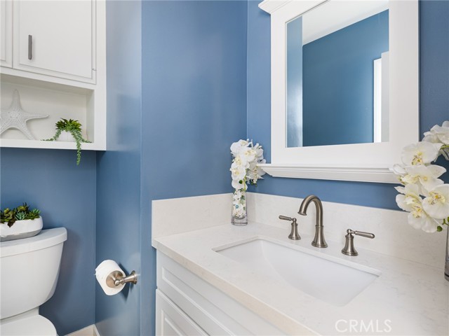 237 Via Los Miradores, Redondo Beach CA: https://media.crmls.org/medias/d023ba98-7b86-4f2a-bb38-a7a07ca3a62c.jpg