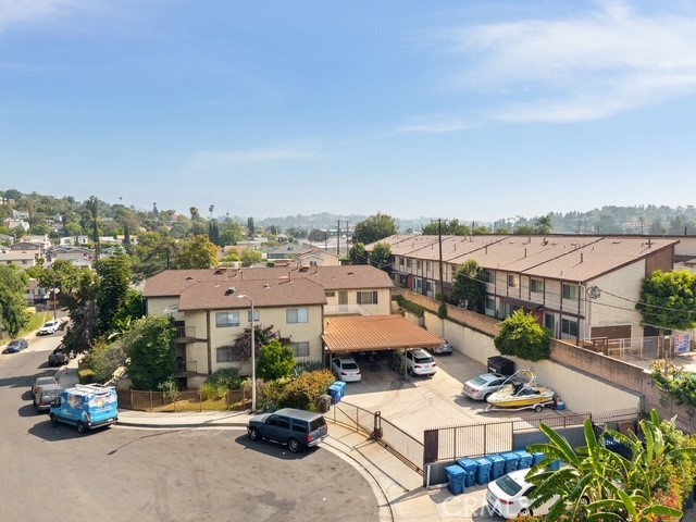 Detail Gallery Image 4 of 4 For 3022 Valle Vista, Los Angeles,  CA 90065 - 2 Beds | 1 Baths