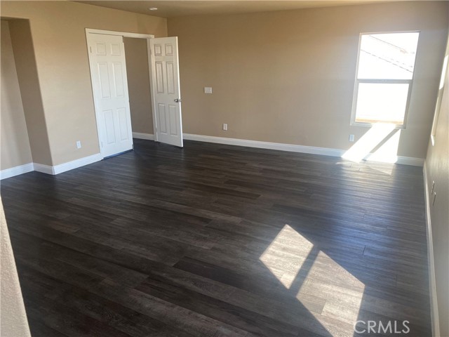 Detail Gallery Image 13 of 13 For 16557 Denham Ln, Victorville,  CA 92395 - 4 Beds | 3 Baths