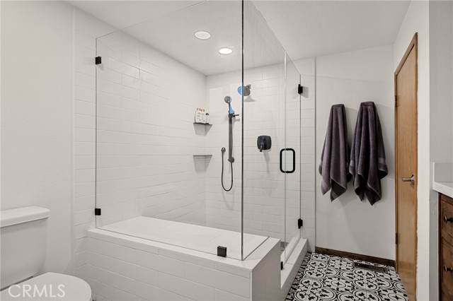Detail Gallery Image 24 of 41 For 386 Rainier Rd, Lake Arrowhead,  CA 92352 - 4 Beds | 3/1 Baths