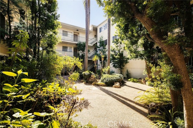 10240 Camarillo, 115 photo 28