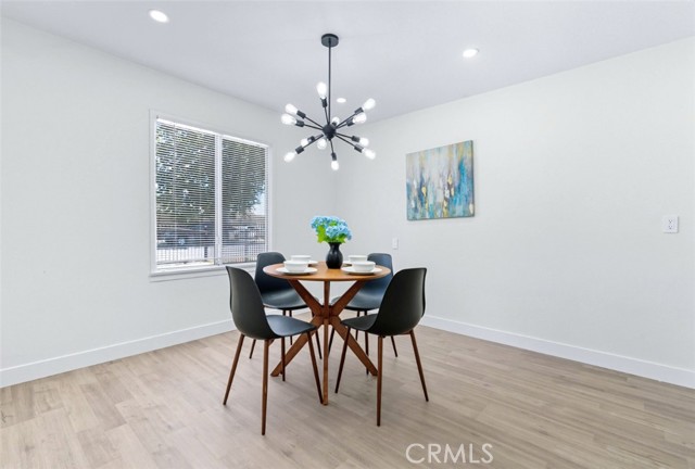 Detail Gallery Image 14 of 42 For 139 N Tahquitz, Hemet,  CA 92543 - 3 Beds | 2/1 Baths