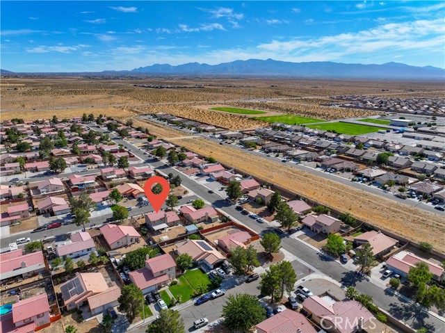 Detail Gallery Image 8 of 46 For 10790 Floral, Adelanto,  CA 92301 - 4 Beds | 3/1 Baths