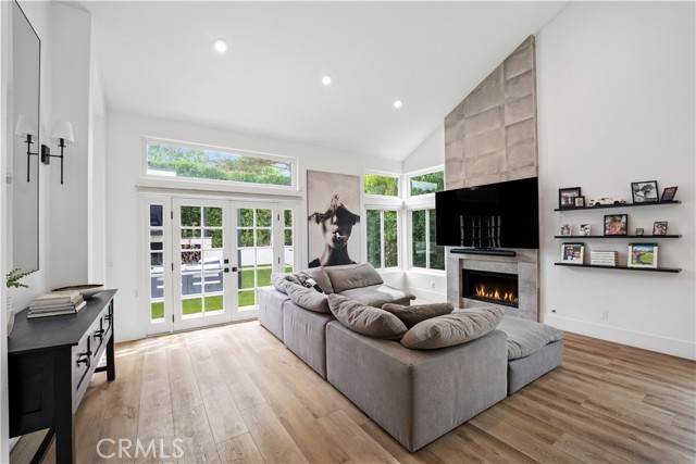 Detail Gallery Image 7 of 45 For 506 Savona Way, Oak Park,  CA 91377 - 3 Beds | 2/1 Baths