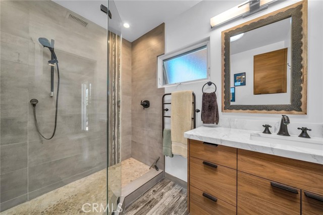 2922 Perkins Lane, Redondo Beach, California 90278, 3 Bedrooms Bedrooms, ,1 BathroomBathrooms,Residential,Sold,Perkins,SB22186949