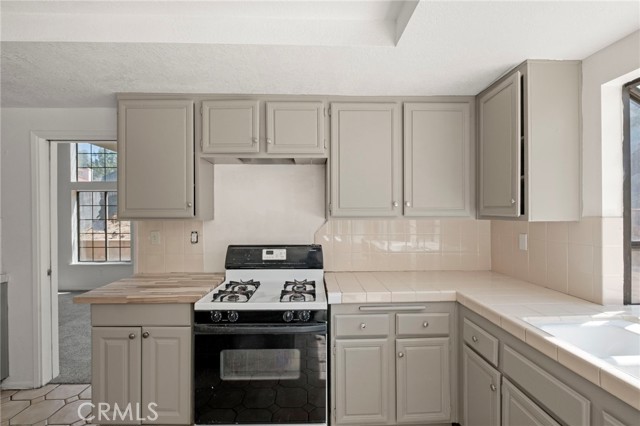 Detail Gallery Image 21 of 46 For 24735 Thornberry Cir, Moreno Valley,  CA 92557 - 5 Beds | 3 Baths