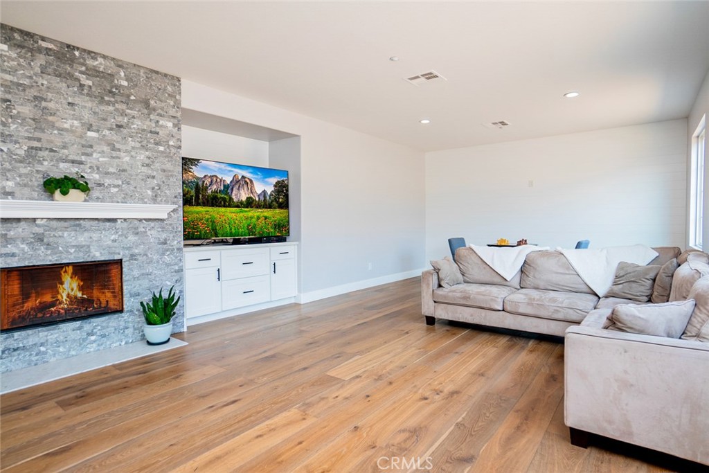 MLS #CV25175157 img 22