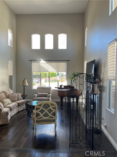 Detail Gallery Image 13 of 21 For 7420 Cliffside Ct, West Hills,  CA 91307 - 5 Beds | 5 Baths