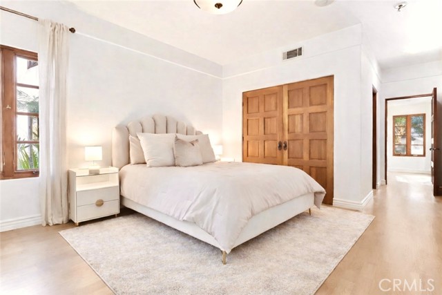 Detail Gallery Image 26 of 65 For 1805 Outpost Dr, Los Angeles,  CA 90068 - 5 Beds | 4/1 Baths