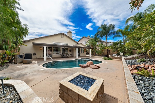 Detail Gallery Image 3 of 46 For 31686 Leather Wood, Winchester,  CA 92596 - 3 Beds | 3 Baths