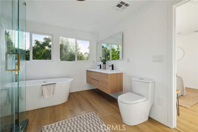 1290 E Woodbury Road, Pasadena CA: https://media.crmls.org/medias/d0286b02-090c-4be4-b001-f41d272c71c8.jpg