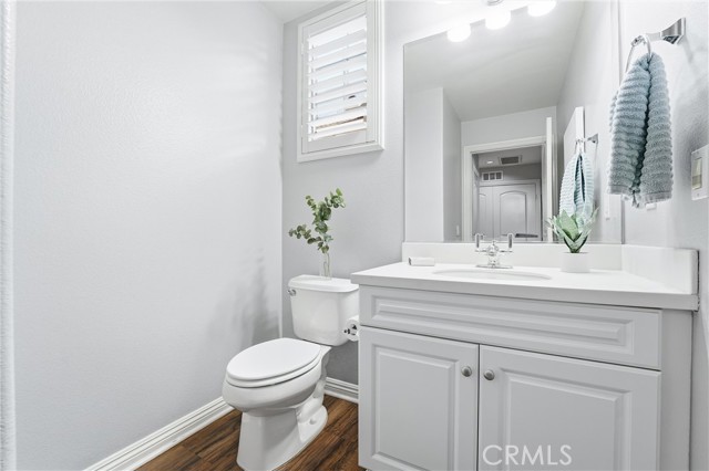 Detail Gallery Image 20 of 42 For 755 S Kroeger St, Anaheim,  CA 92805 - 3 Beds | 3/1 Baths