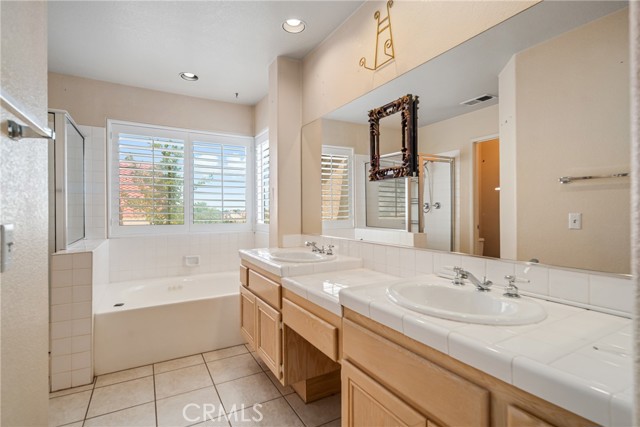 Detail Gallery Image 25 of 40 For 37152 Provence Pl, Palmdale,  CA 93552 - 4 Beds | 3 Baths