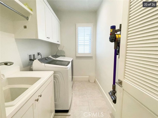 Detail Gallery Image 20 of 26 For 120 Statura, Irvine,  CA 92602 - 4 Beds | 4 Baths