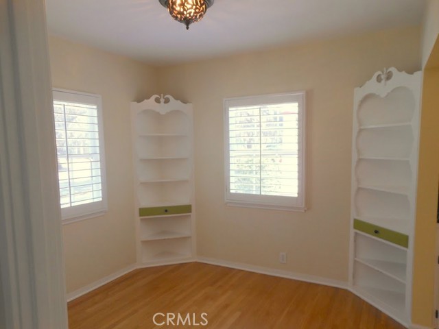 Detail Gallery Image 6 of 13 For 926 Campus Ave, Redlands,  CA 92374 - 2 Beds | 1 Baths