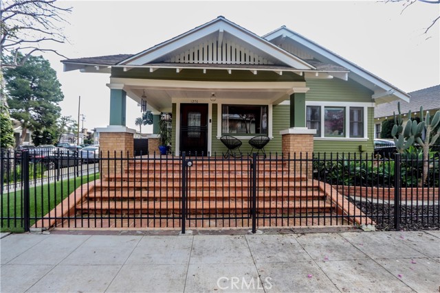 Detail Gallery Image 1 of 1 For 1276 E Appleton St, Long Beach,  CA 90802 - 3 Beds | 2 Baths