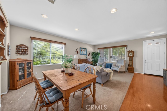 Detail Gallery Image 14 of 68 For 22262 Trinity Pl, Saugus,  CA 91390 - 5 Beds | 3 Baths