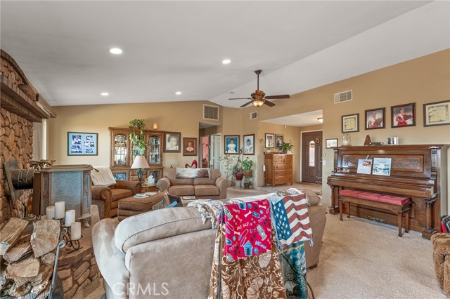 Detail Gallery Image 20 of 63 For 56630 Bear Ct, Yucca Valley,  CA 92284 - 6 Beds | 4 Baths