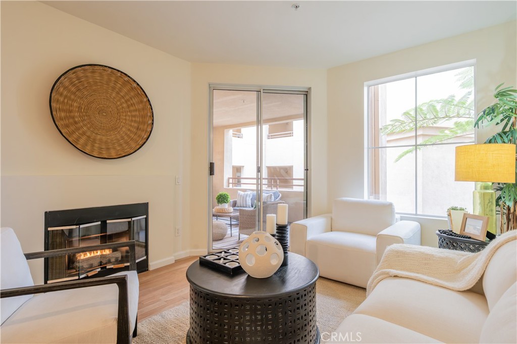 1301 Cabrillo Ave #208