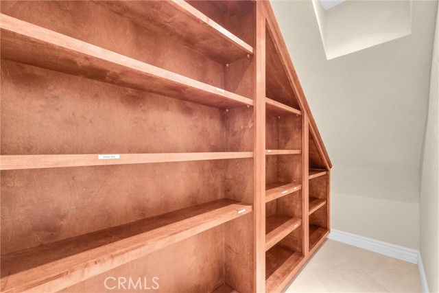1070 Cannon Road, Riverside CA: https://media.crmls.org/medias/d02c2d52-8d9b-4654-b849-475f9ca04acc.jpg