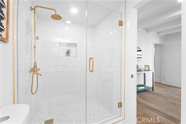 Detail Gallery Image 25 of 35 For 2327 Bonnie Brae, Santa Ana,  CA 92706 - 4 Beds | 2 Baths